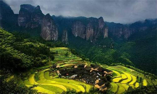 秋天去哪里旅游比较好:浙江茗岙梯田