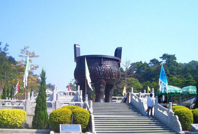 肇庆有什么旅游景点_肇庆有什么好玩的地方  天然氧吧—鼎湖山风景区