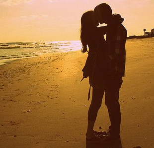 情侣拍照摆pose大全_情侣拍照姿势的摆法_情